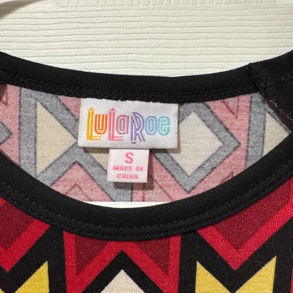 LuLaRoe Randy Multicolor Geometric Pattern Top - Picture 2 of 4